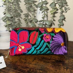 Handmade Embroidered Floral Zip Wallet - Multicolor